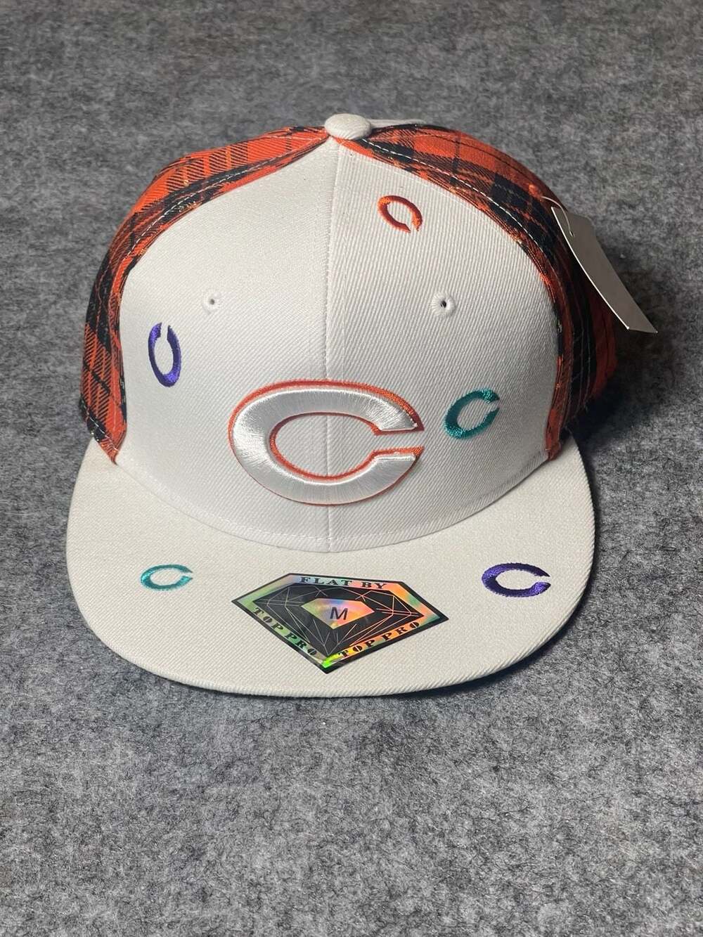 Top Pro Chicago Bears Plaid Multi-Logo Flat Brim Fitted Hat Size M